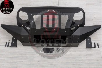 Paragolpe Jeep Wrangler JK con parrilla